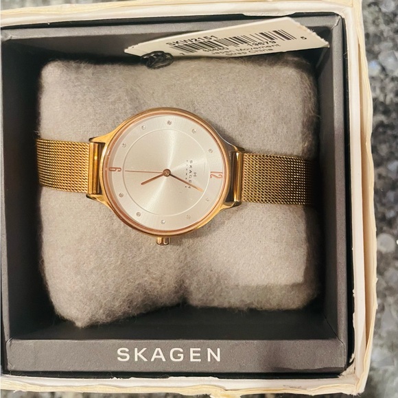 Skagen Women\'s Watch with Rose Gold Mesh Band main image 7